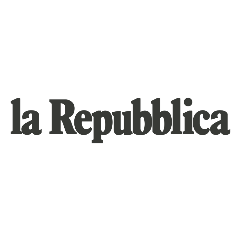 la-repubblica-logo-png-transparent-768×768